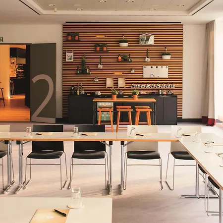 Vienna House Easy By Wyndham Landsberg 호텔 4*